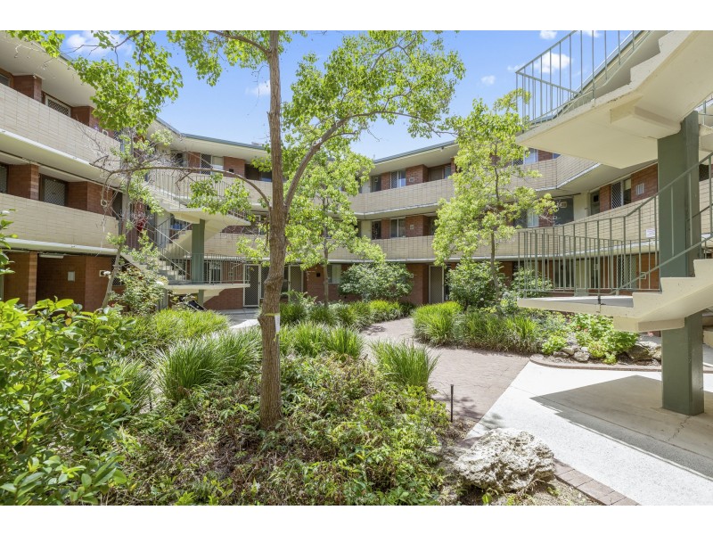 10D/49 Herdsman Parade, Wembley WA 6014