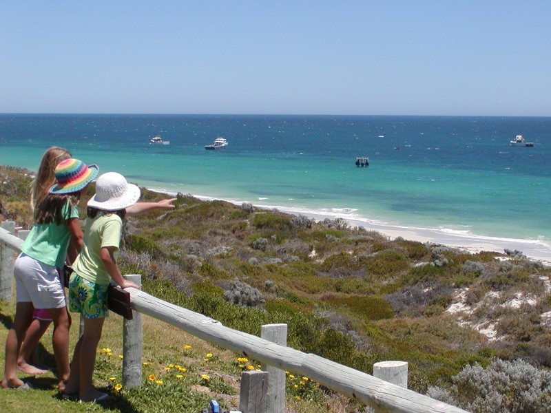 17 Jones Promenade, Seabird WA 6042