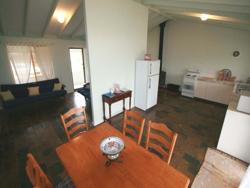 17 Jones Promenade, Seabird WA 6042