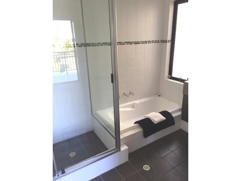 23/2 Robertson Road, Ledge Point WA 6043