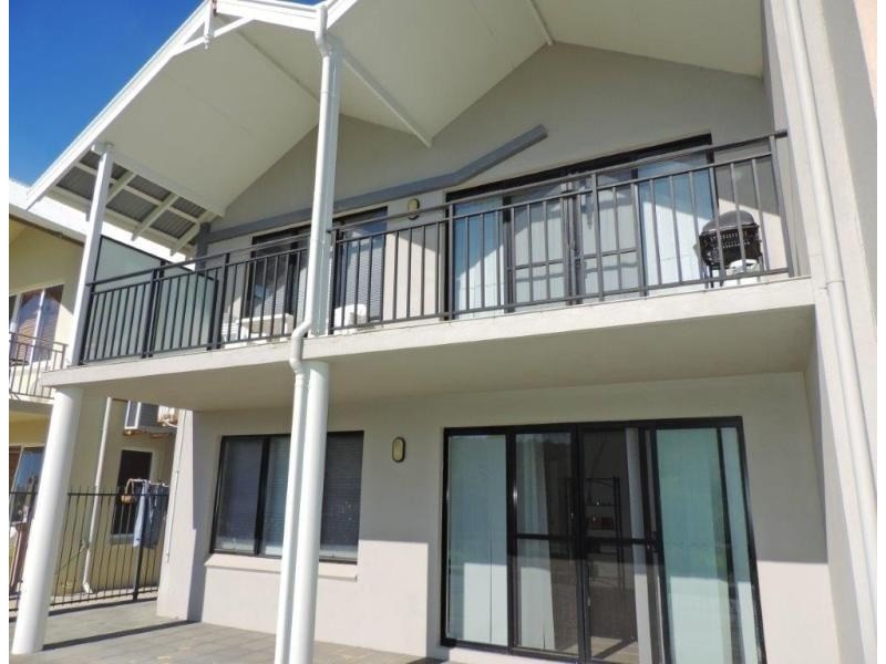 23/2 Robertson Road, Ledge Point WA 6043