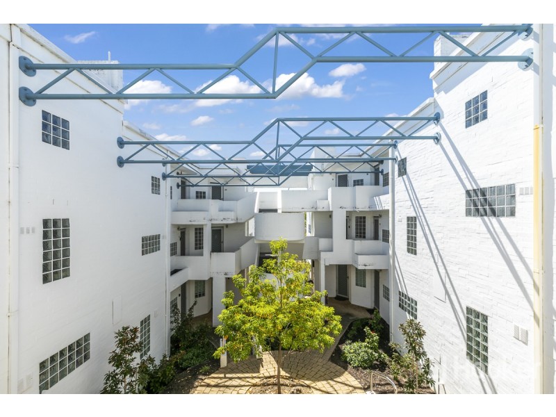12/227 Cambridge Street, Wembley WA 6014