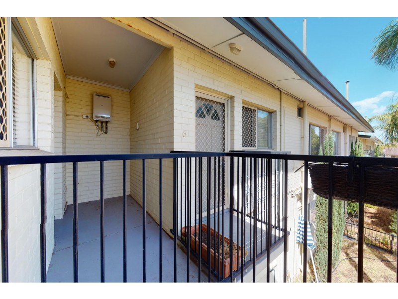 2/57 Park Street, Como WA 6152