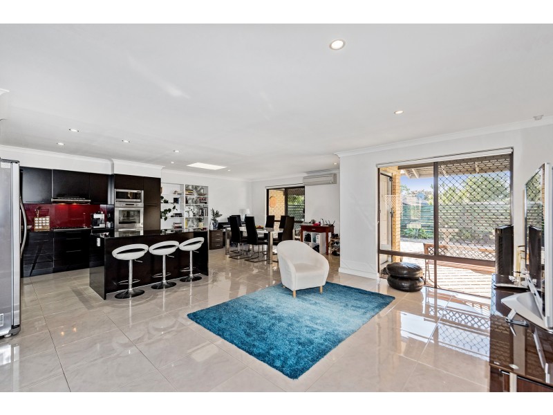 6/43 Park Street, Como WA 6152