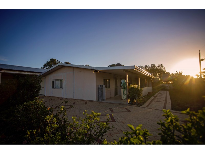 221 Jones Road, Hopetoun WA 6348