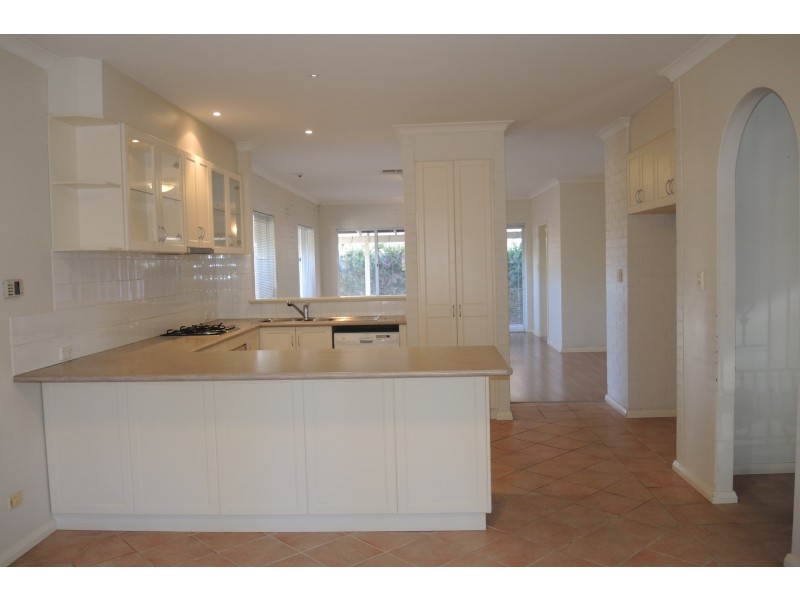 19a Cleaver Terrace, Rivervale WA 6103