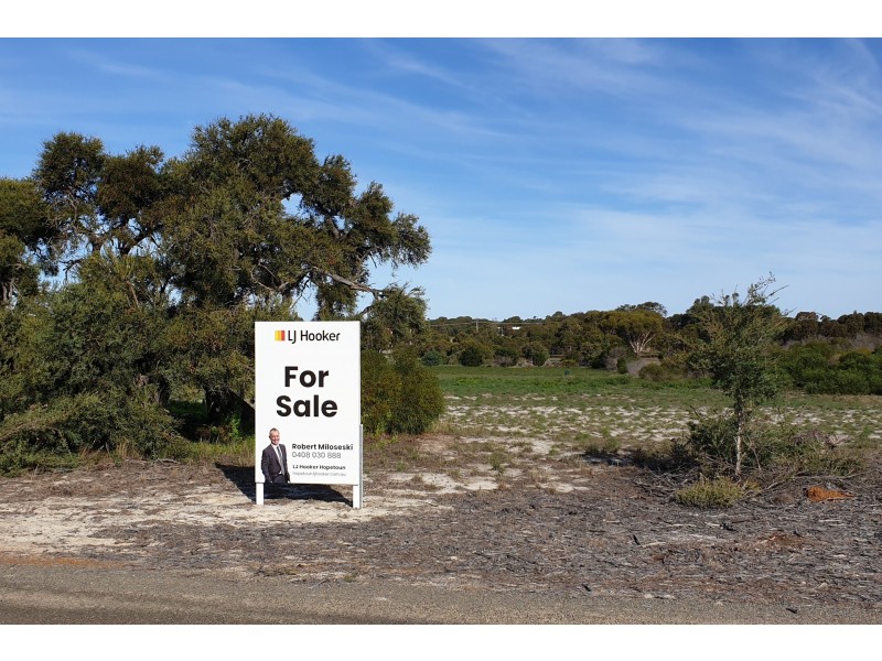 180 Cambewarra Drive, Hopetoun WA 6348