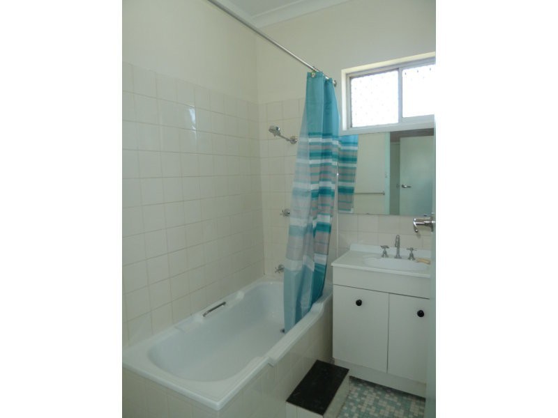 6a/92 Alexander Drive, Dianella WA 6059