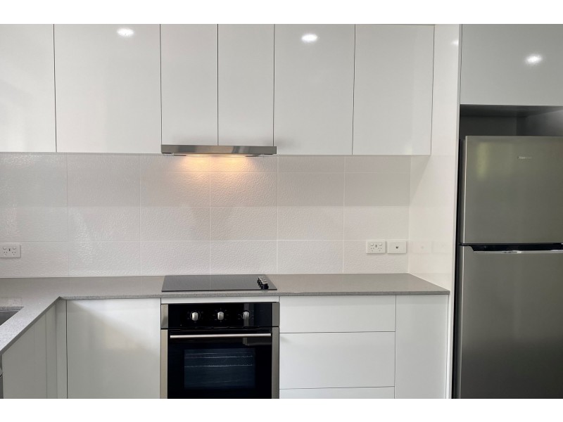 4/13 Currie Street, Jolimont WA 6014