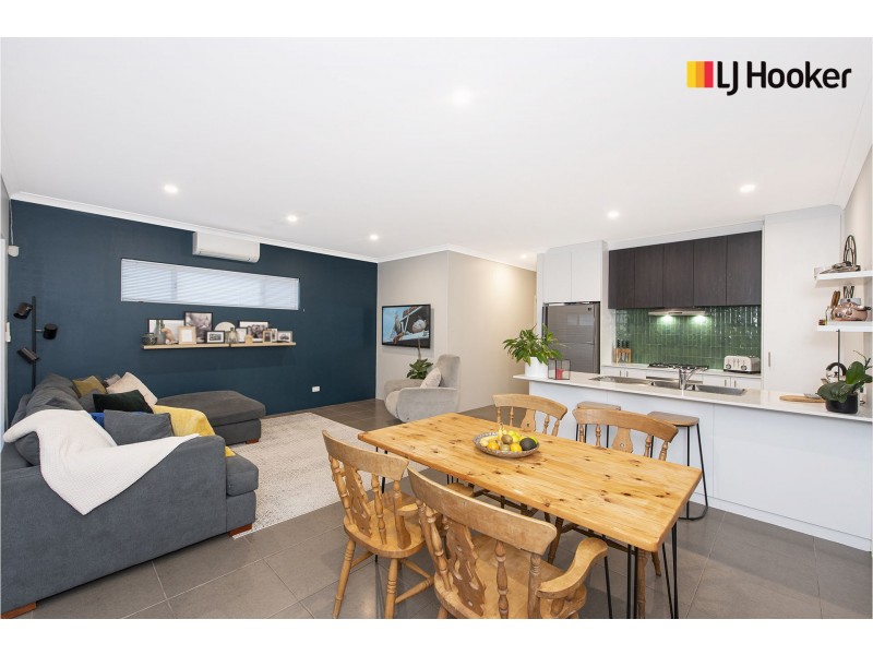 114 Whadjuk Drive, Hammond Park WA 6164