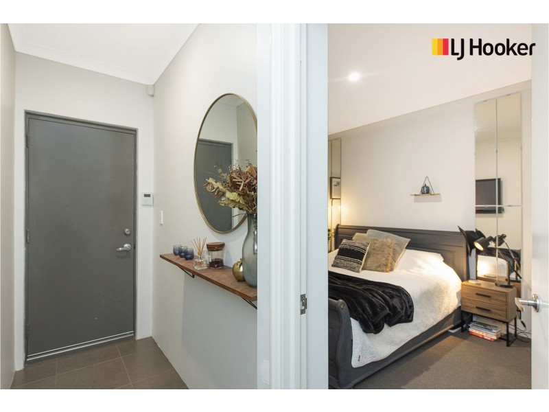 114 Whadjuk Drive, Hammond Park WA 6164