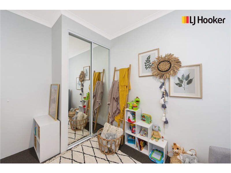 114 Whadjuk Drive, Hammond Park WA 6164