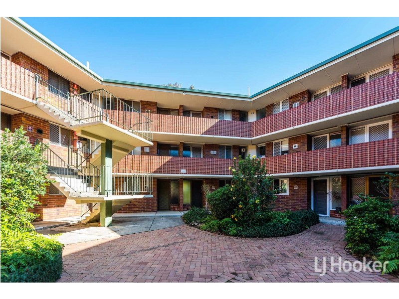 18B/49 Herdsman Parade, Wembley WA 6014