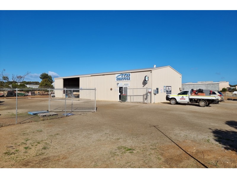 85 Tamar Street, Hopetoun WA 6348