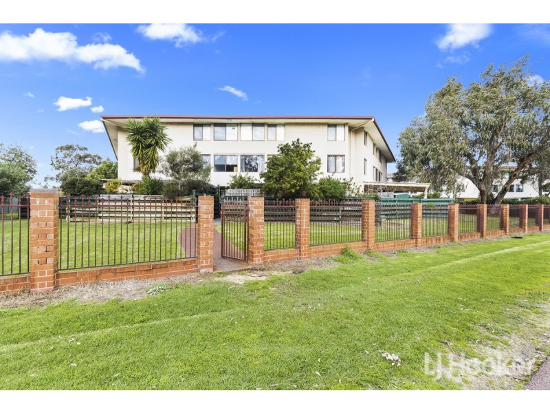 207A/19 Herdsman Parade, Wembley WA 6014