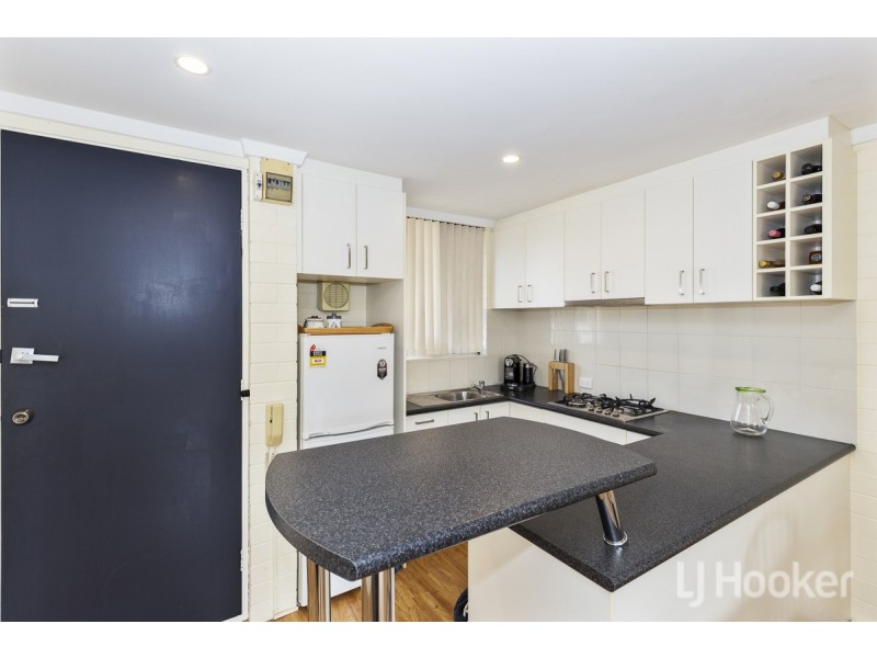 207A/19 Herdsman Parade, Wembley WA 6014