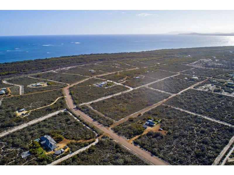 6 Whale Bay Drive, Hopetoun WA 6348