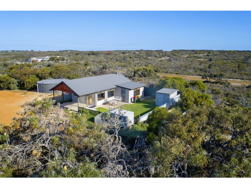 6 Whale Bay Drive, Hopetoun WA 6348