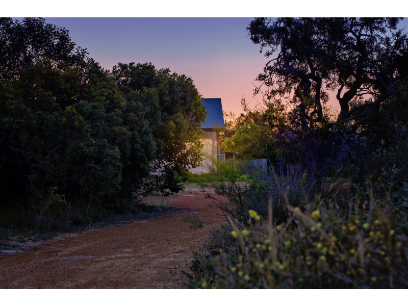 6 Whale Bay Drive, Hopetoun WA 6348