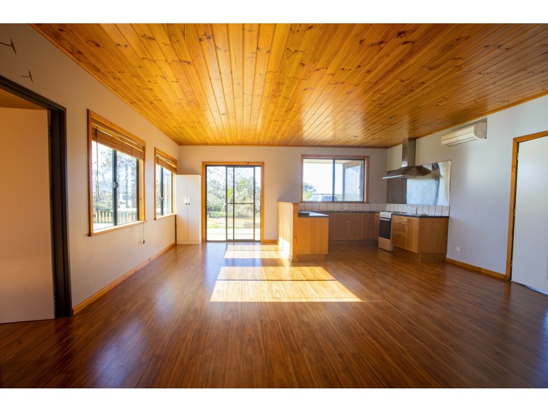 6 Whale Bay Drive, Hopetoun WA 6348