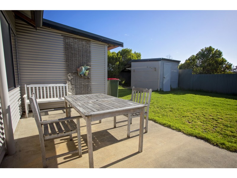 6 Whale Bay Drive, Hopetoun WA 6348