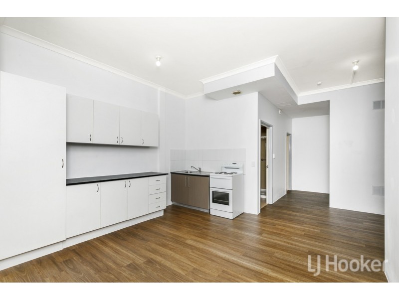 6/13 Blackburn Street, Maddington WA 6109