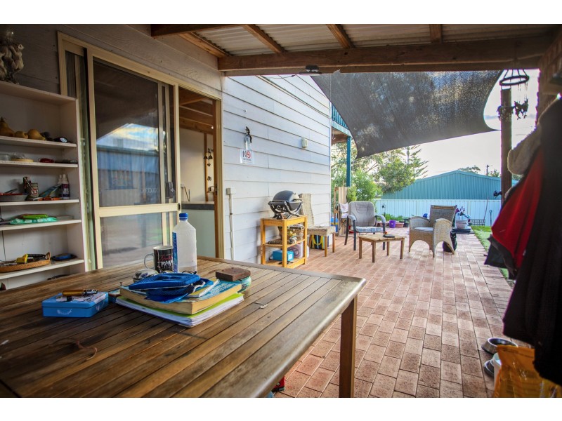 6 Chambers Street, Hopetoun WA 6348