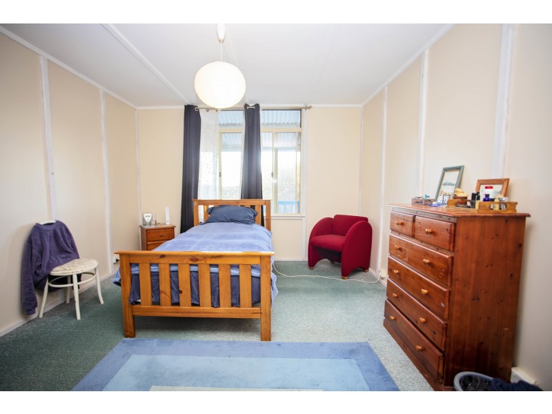 6 Chambers Street, Hopetoun WA 6348