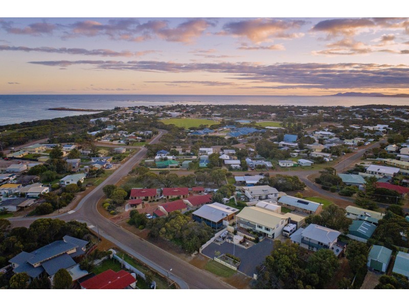 6 Chambers Street, Hopetoun WA 6348