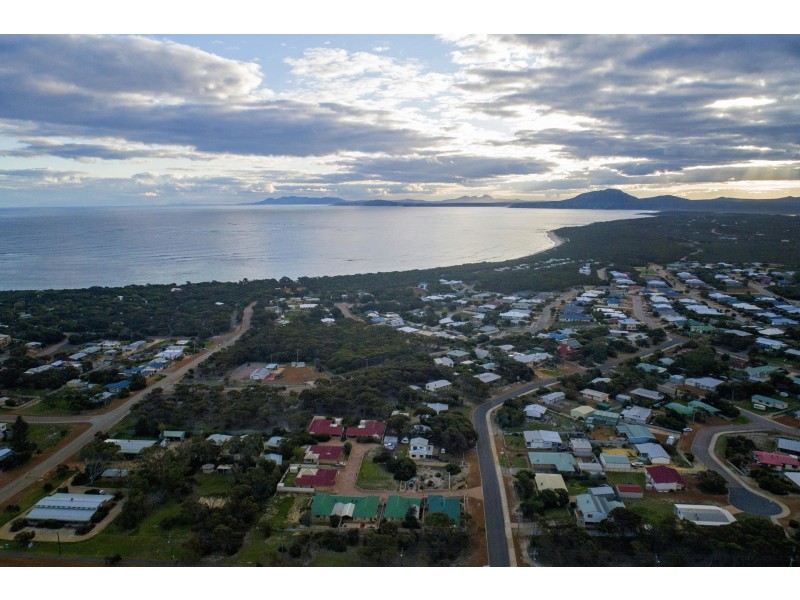 1/3 Raglan Street, Hopetoun WA 6348