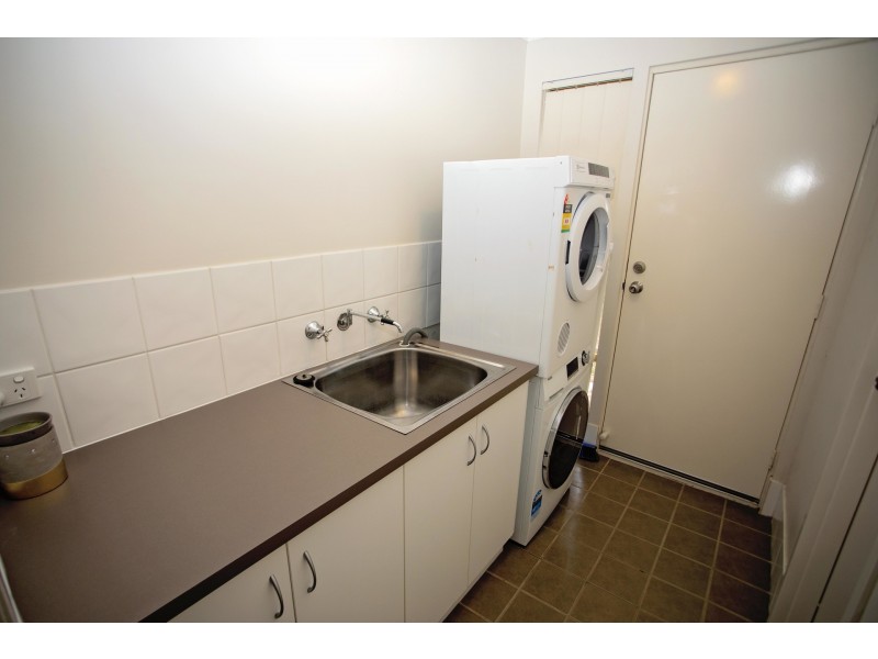 1/3 Raglan Street, Hopetoun WA 6348