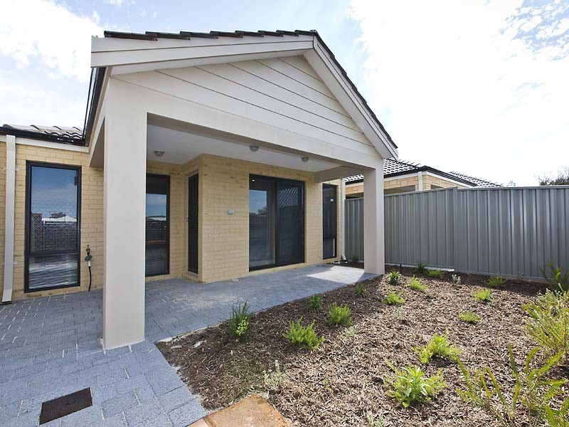 8 Venus Lane, Wandi WA 6167
