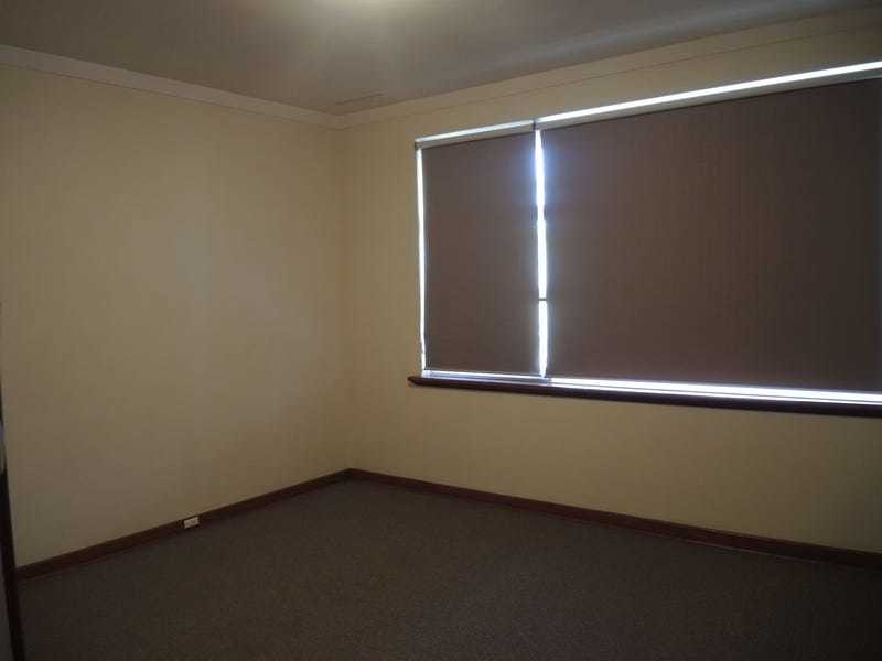 17 Stanley Street, Dianella WA 6059