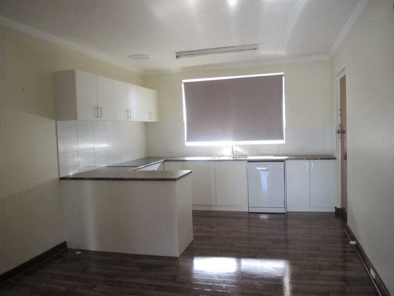 17 Stanley Street, Dianella WA 6059