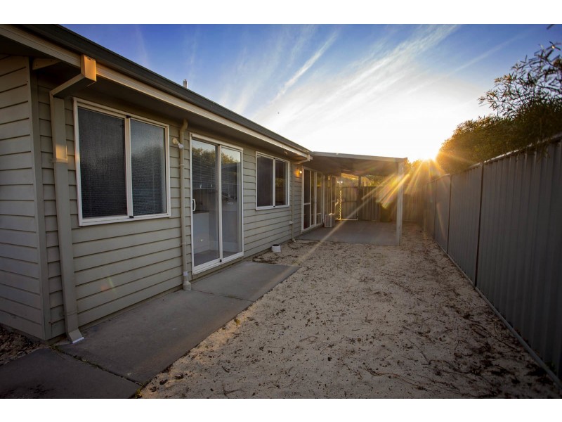 2 Rob Roy Avenue, Hopetoun WA 6348