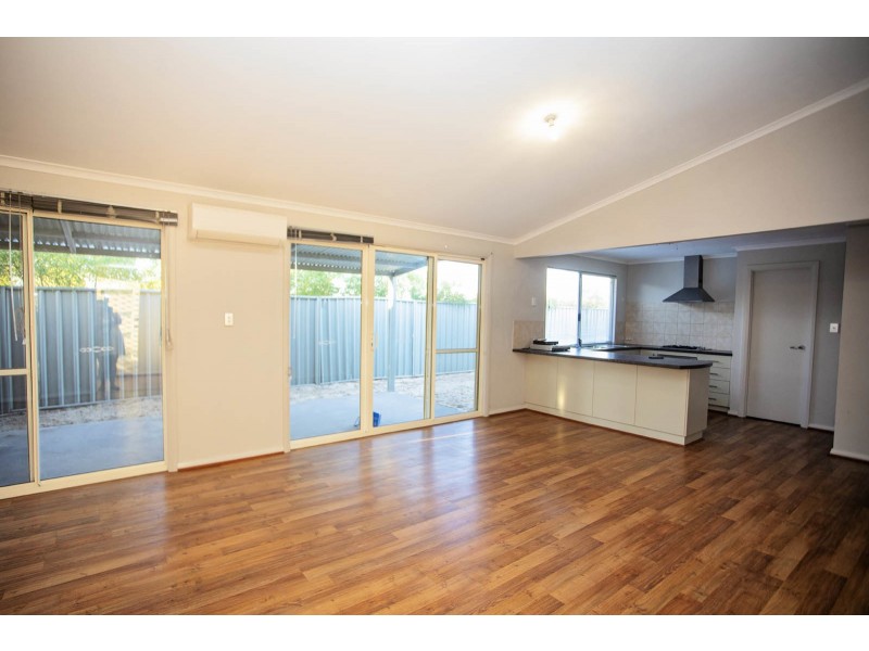 2 Rob Roy Avenue, Hopetoun WA 6348