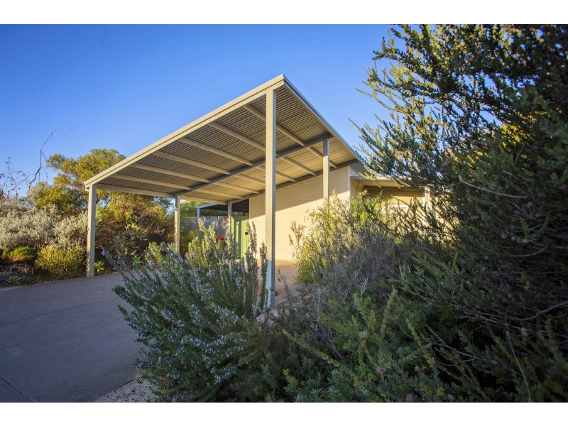 2 Rob Roy Avenue, Hopetoun WA 6348