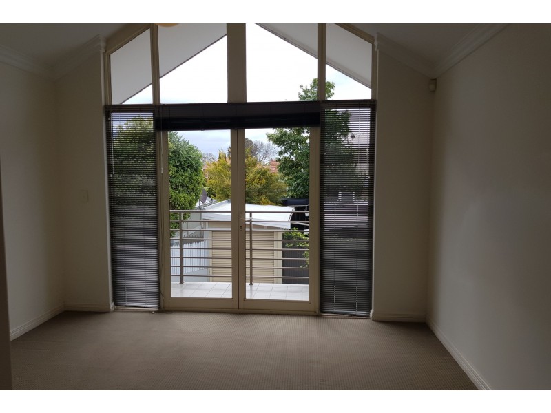 39 Inglewood Lane, Inglewood WA 6052