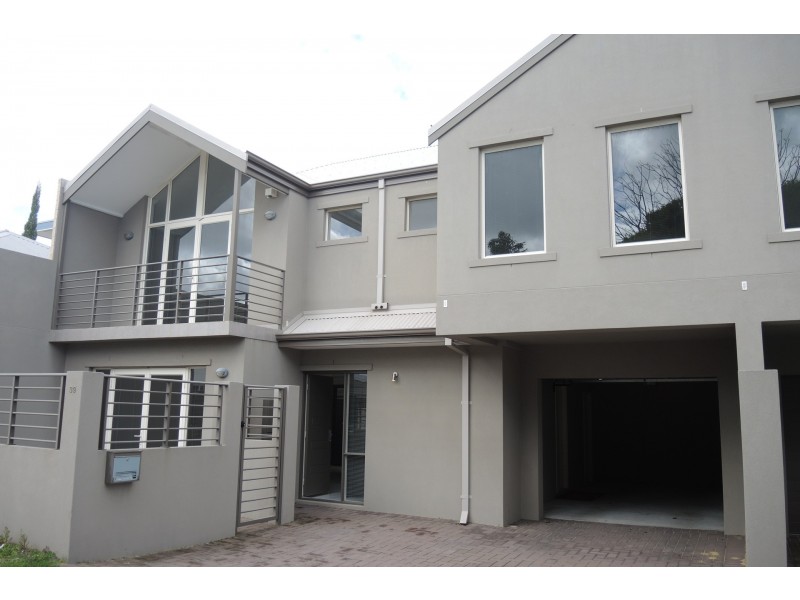 39 Inglewood Lane, Inglewood WA 6052