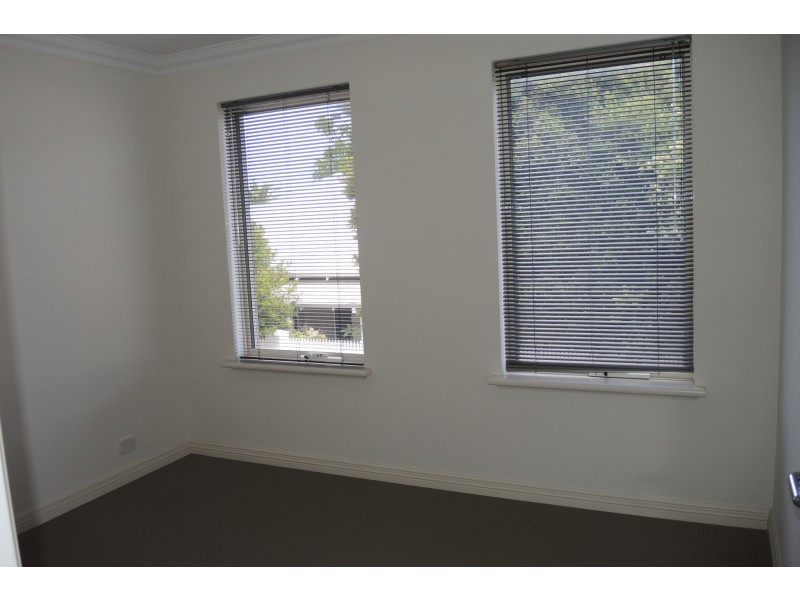 39 Inglewood Lane, Inglewood WA 6052