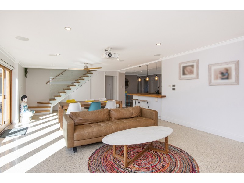 8 Estuary Way, Heathridge WA 6027