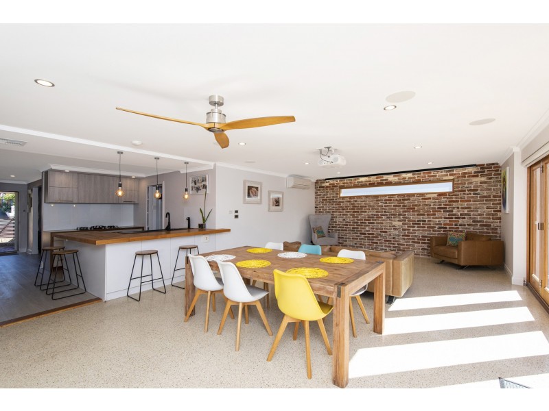 8 Estuary Way, Heathridge WA 6027