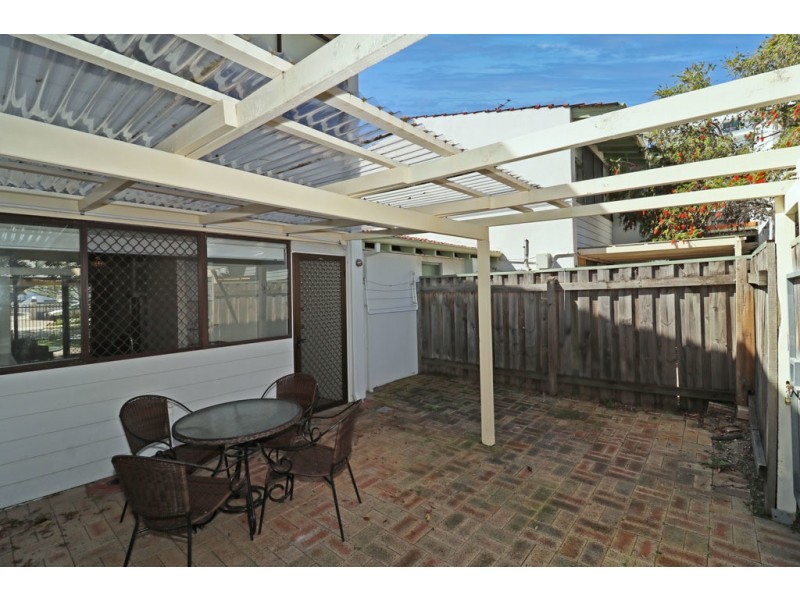 2/41 Mill Point Road, South Perth WA 6151