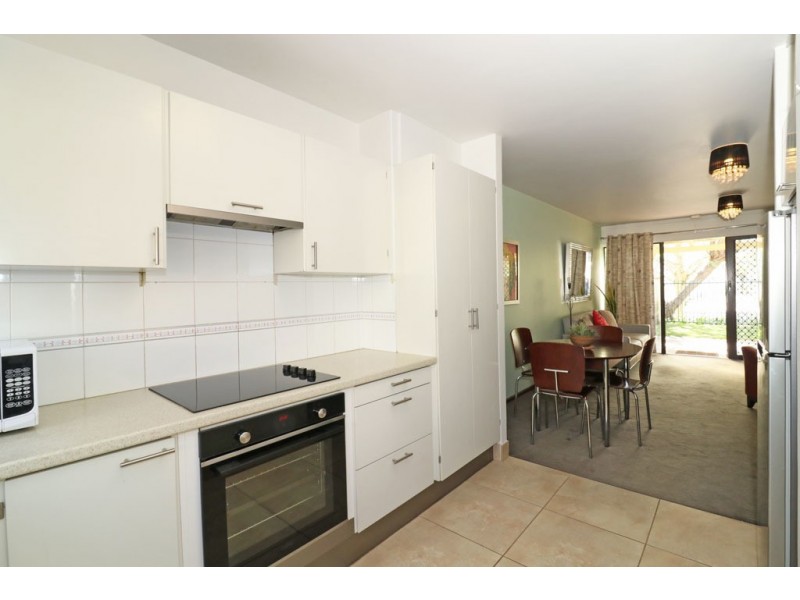 2/41 Mill Point Road, South Perth WA 6151