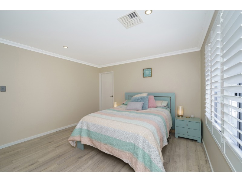 20 Seascape Road, Jindalee WA 6036