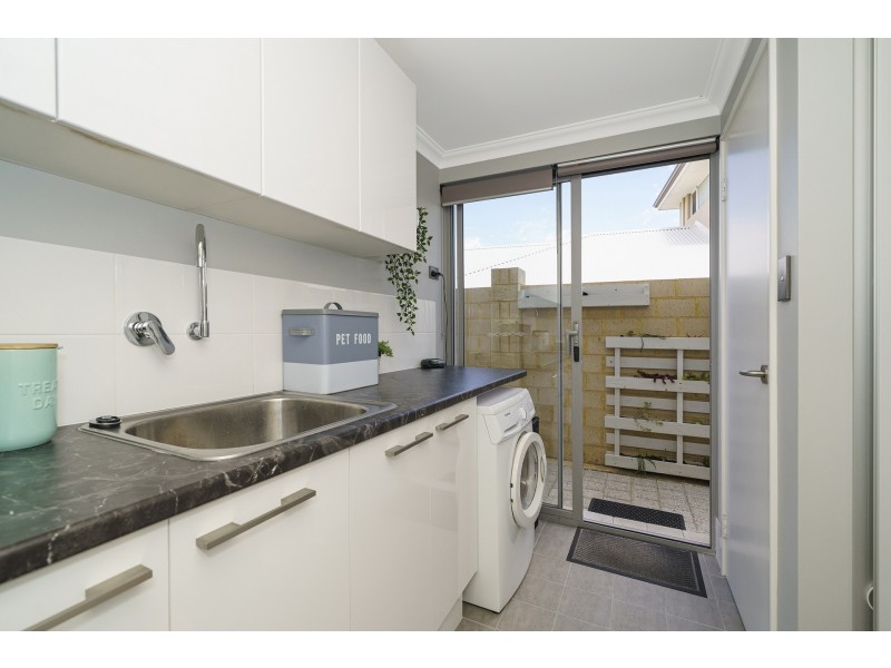 20 Seascape Road, Jindalee WA 6036