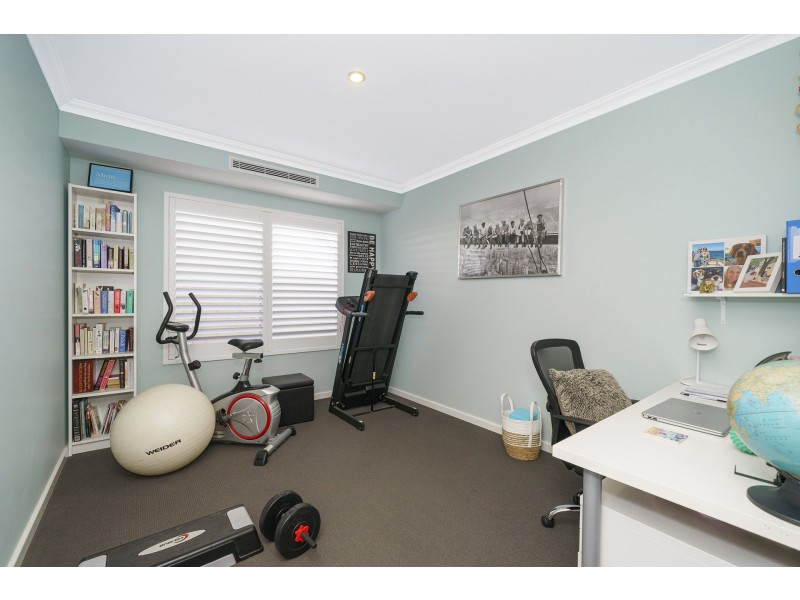 20 Seascape Road, Jindalee WA 6036