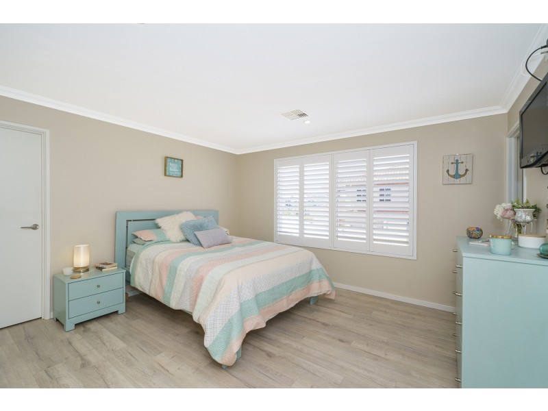 20 Seascape Road, Jindalee WA 6036