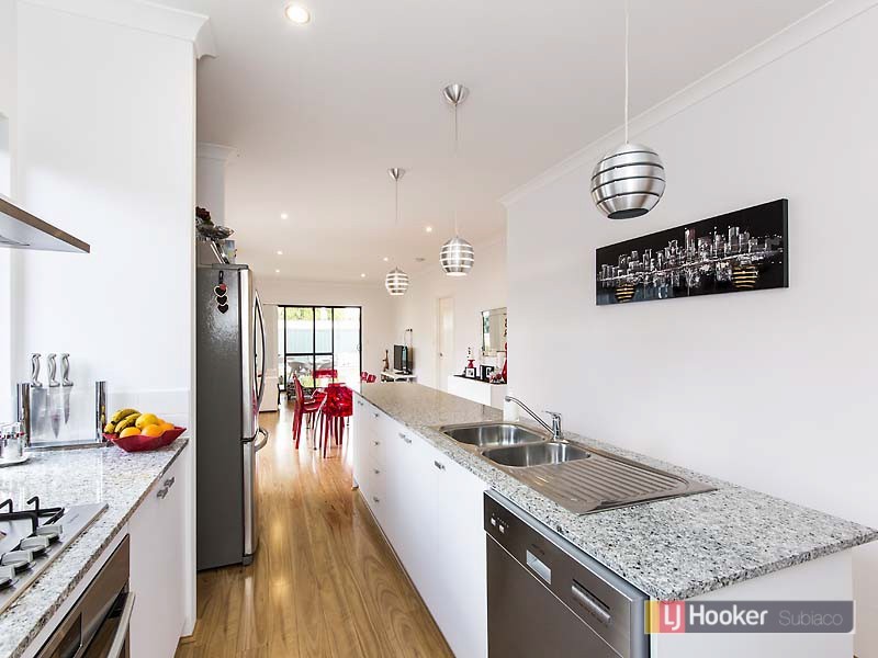 4 Ware Street, Embleton WA 6062