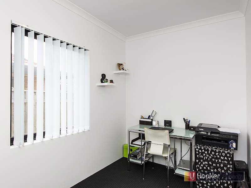 4 Ware Street, Embleton WA 6062